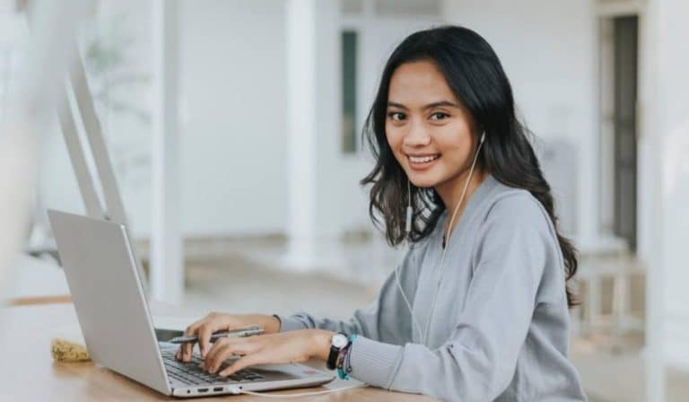 Daftar Penerjemah Tersumpah: Pilihan Terpercaya